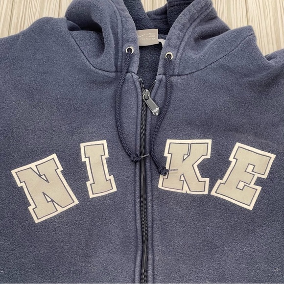 Men's Nike Hooded Sweatshirt - Picture 3 of 11